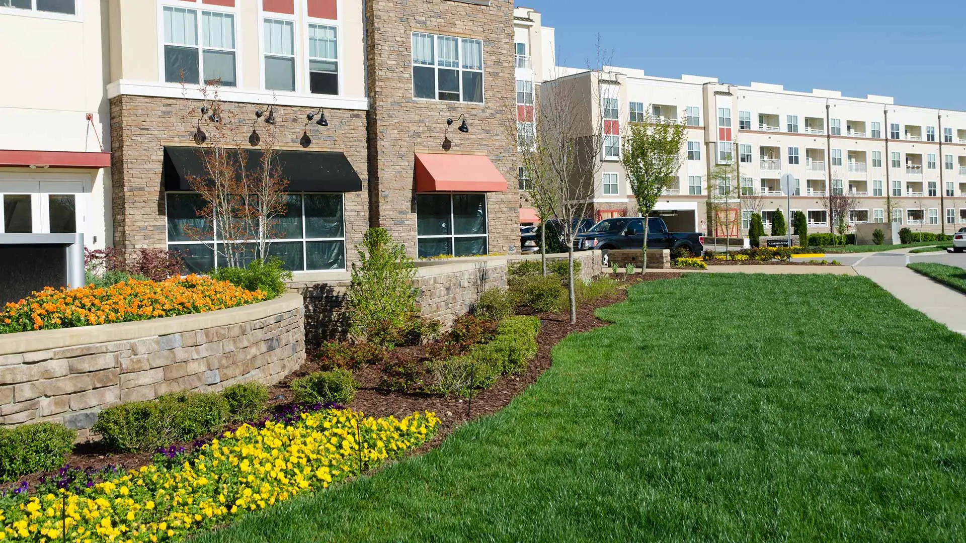 Commercial lawn care and landscaping in Macomb, MI.