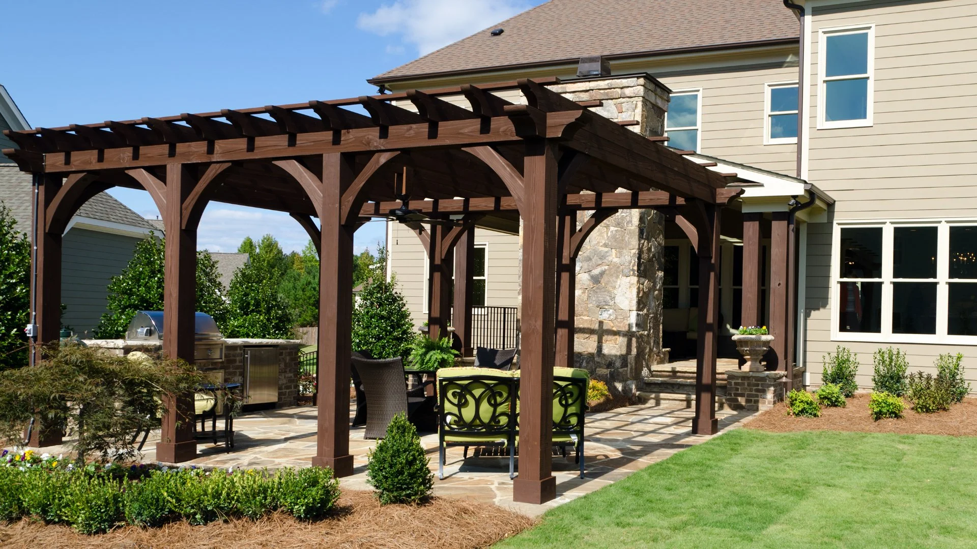 Is It Worthwhile to Invest in a Pergola?