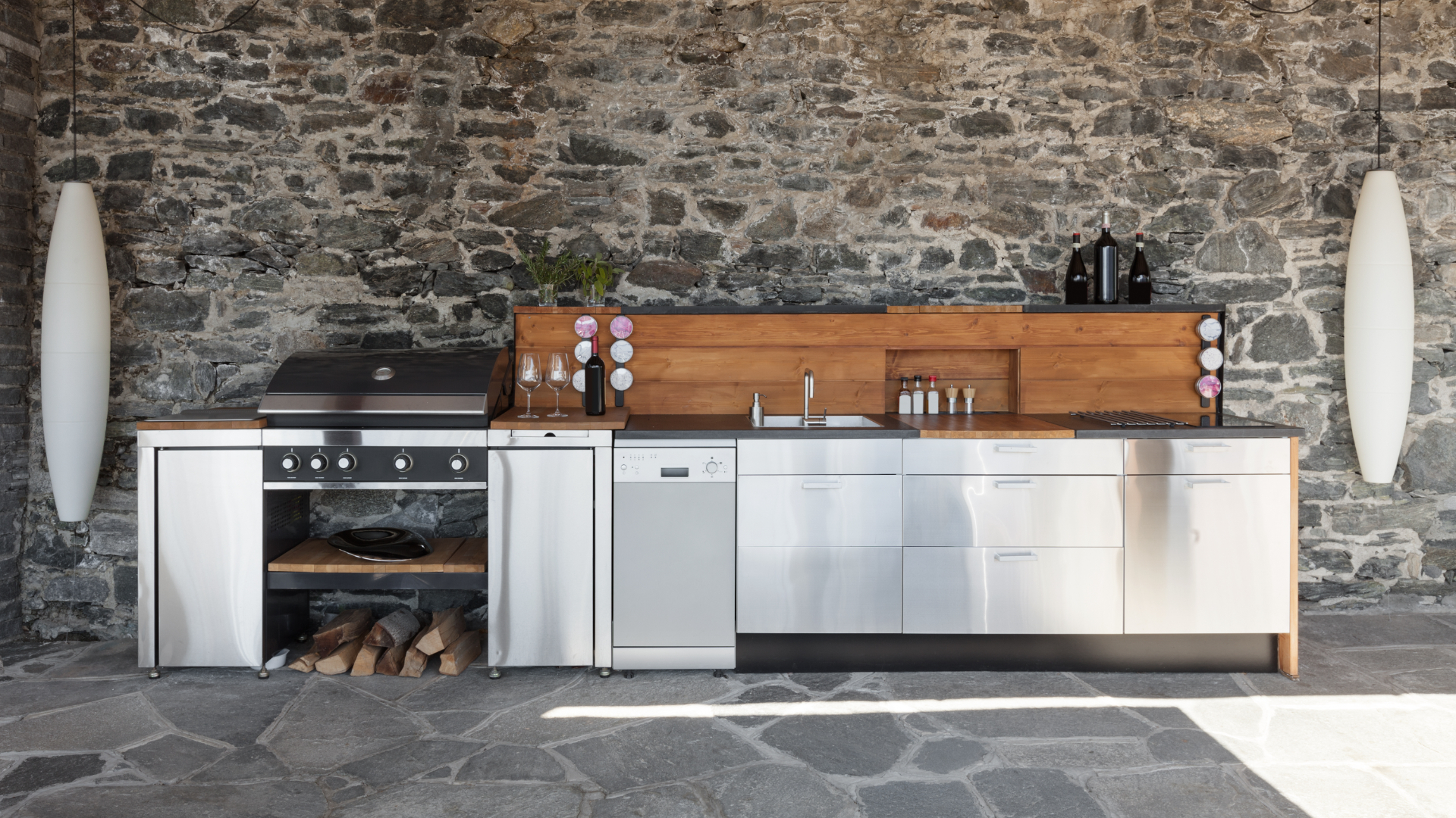 Take Your Outdoor Kitchen to the Next Level With These 5 Additions