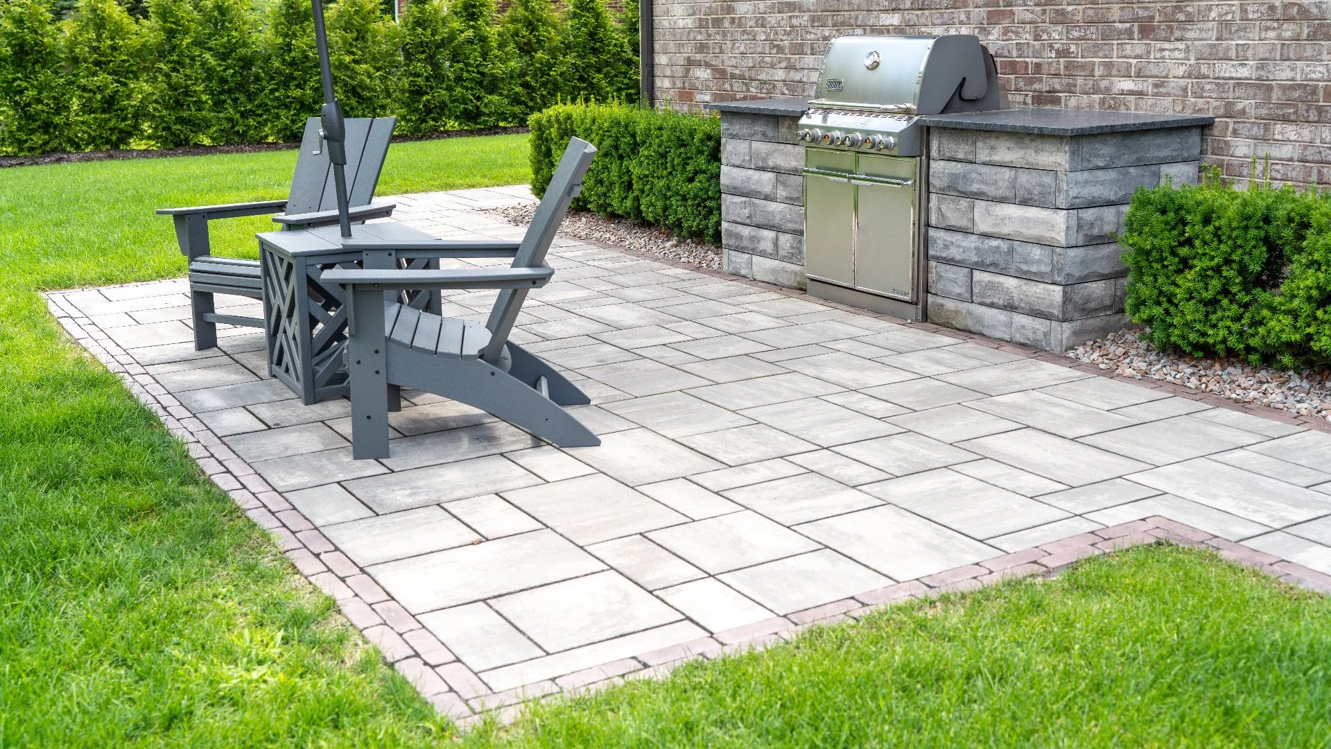 Are Pavers a Good Material to Use for Building a Patio?