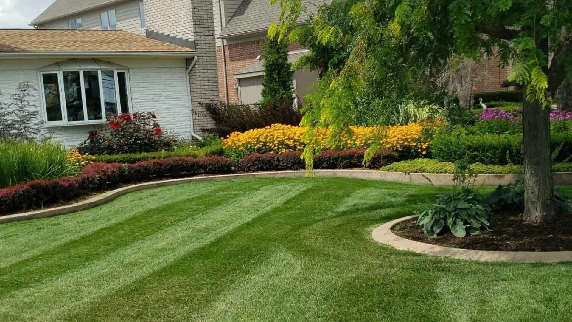 Ensure Your Lawn in Michigan Receives Two Fertilizer Treatments in Spring