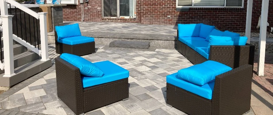 Patio area with outdoor furniture in Center Line, MI.